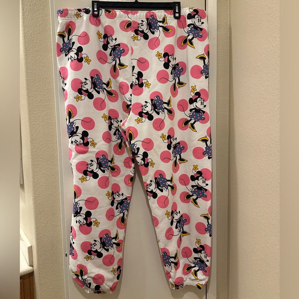 ♦️NWT♦️ Minnie Mouse Joggers Plus Size - Picture 4 of 4